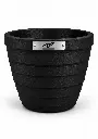 patio noir vierge.webp