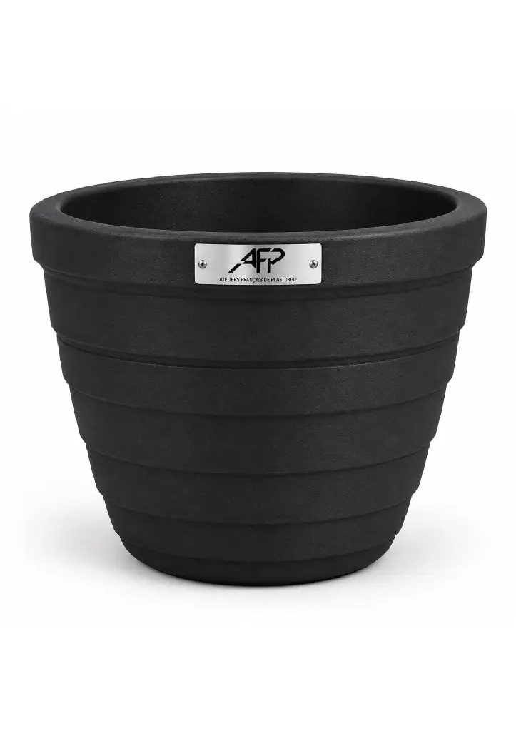 patio noir vierge.webp